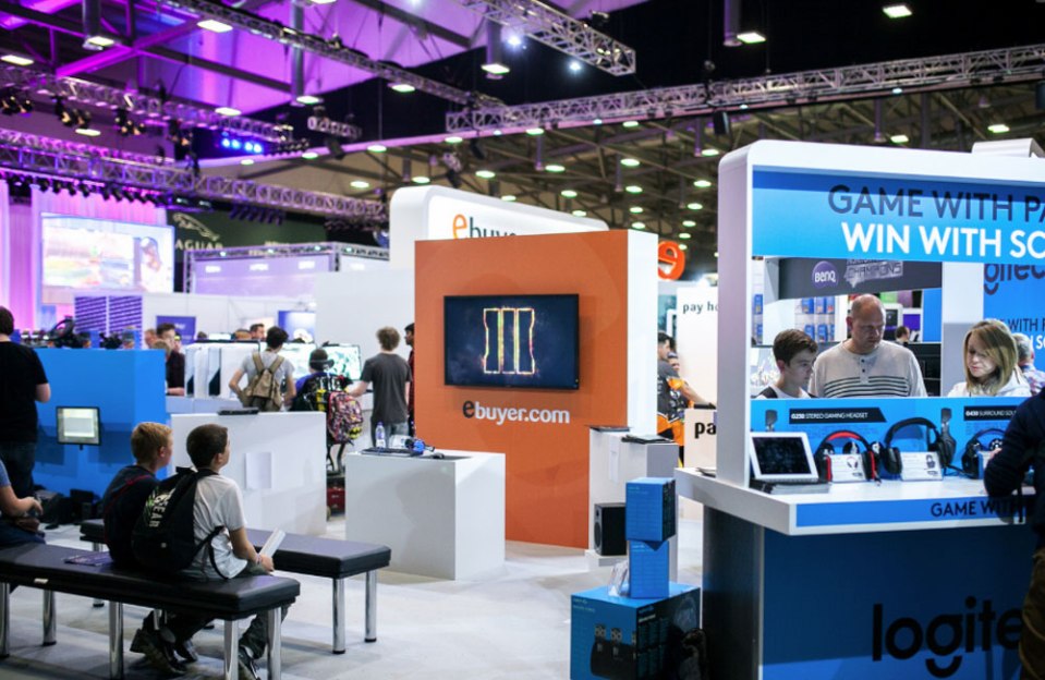 Insomnia-ebuyer-stand3